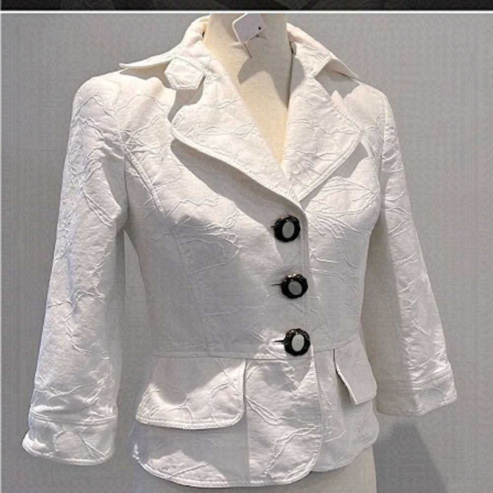 Cynthia Steffe White Blazer